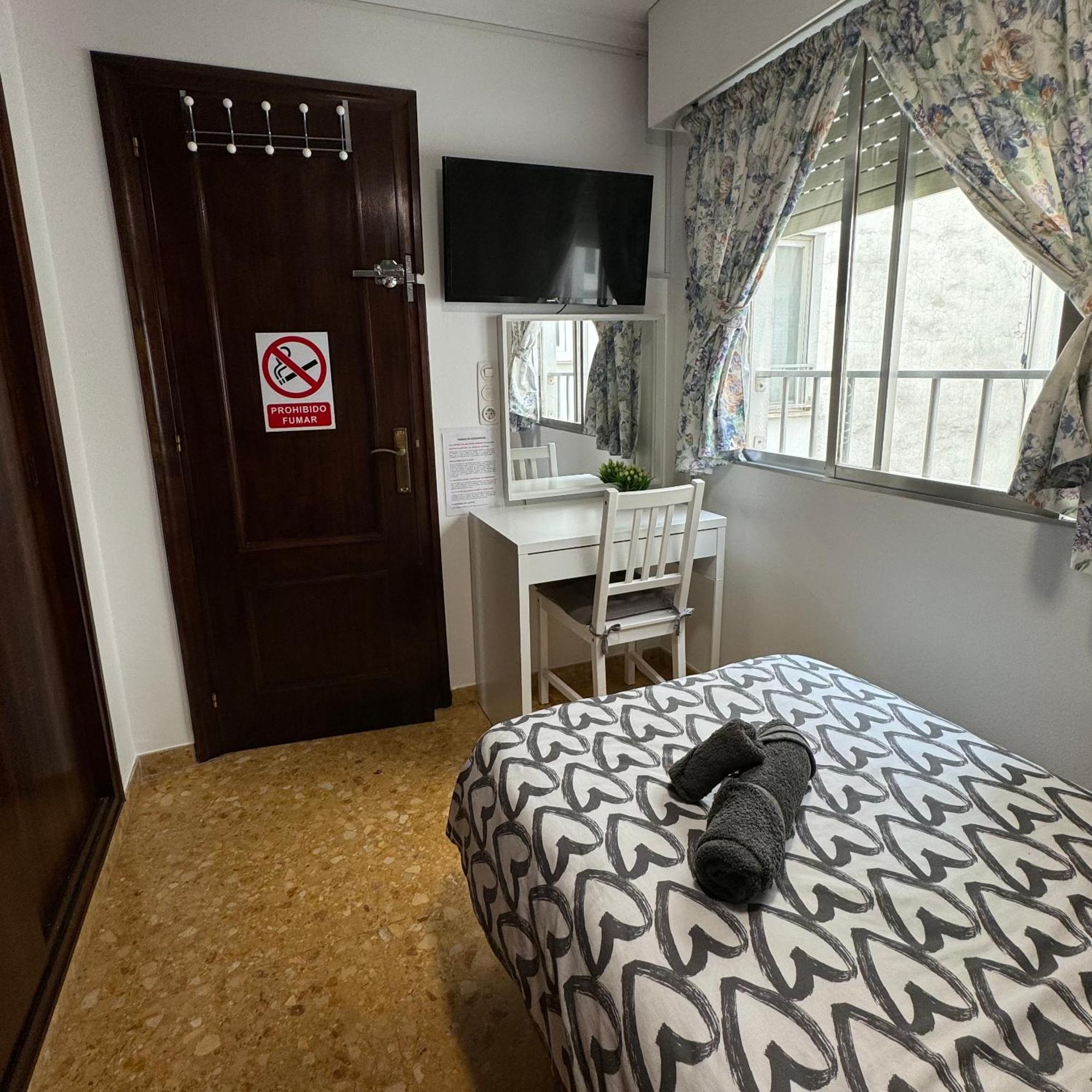 Habitaciones En Gandia A 5 Min Del Centro Historico Екстериор снимка